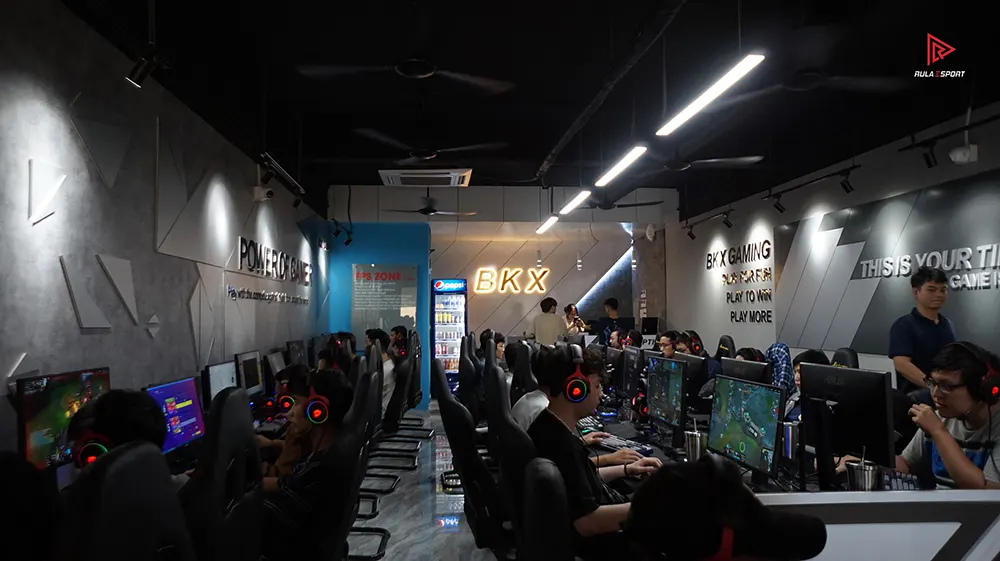 Thiết kế phòng net - BKX Gaming Center cơ sở 2